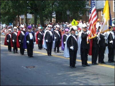 Jul 05 FFax Parade 3.JPG